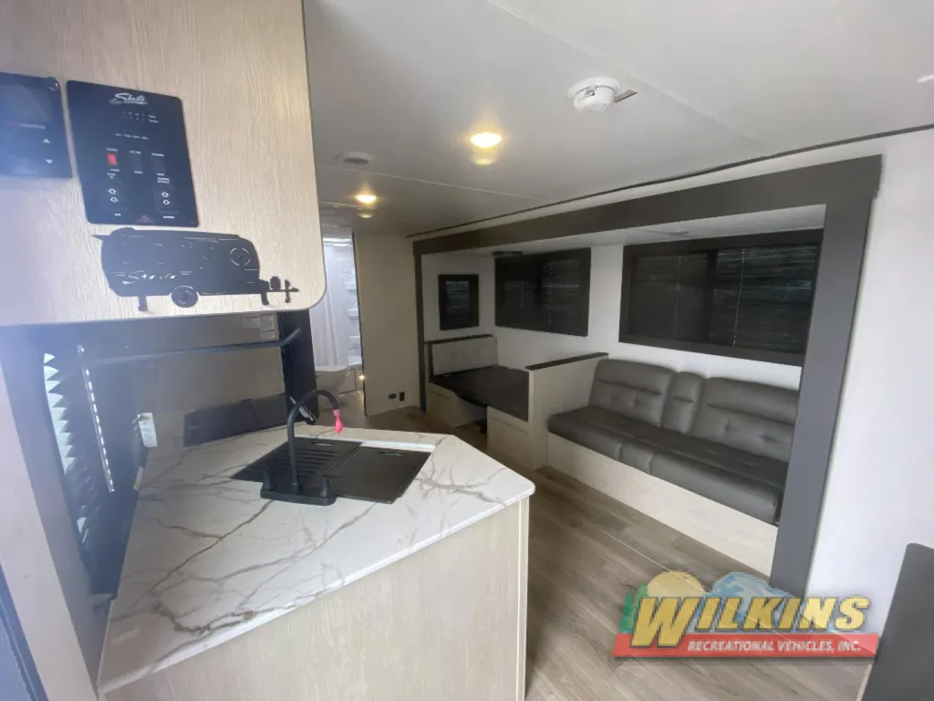 2026 Shasta RVs i-5 Edition 527BHS, Photos photo 6