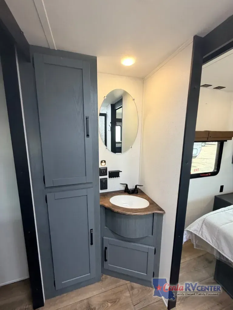 2027 Palomino Puma 337BH, Photos photo 11