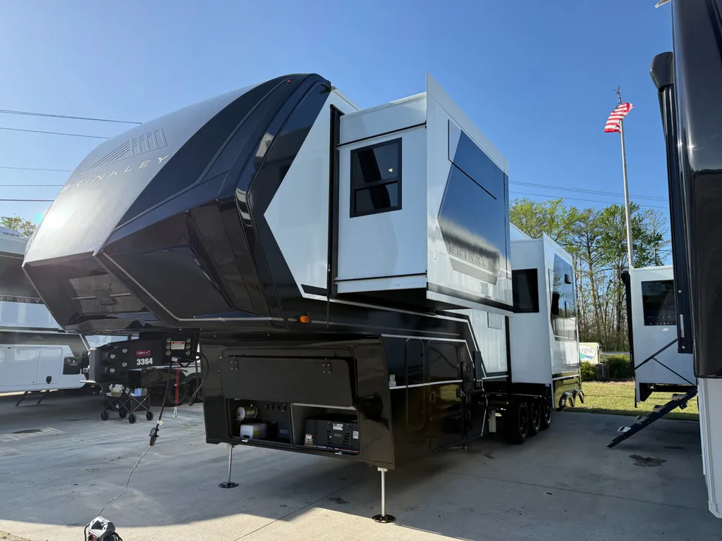 2026 Brinkley Model G 3520, Photos photo 3