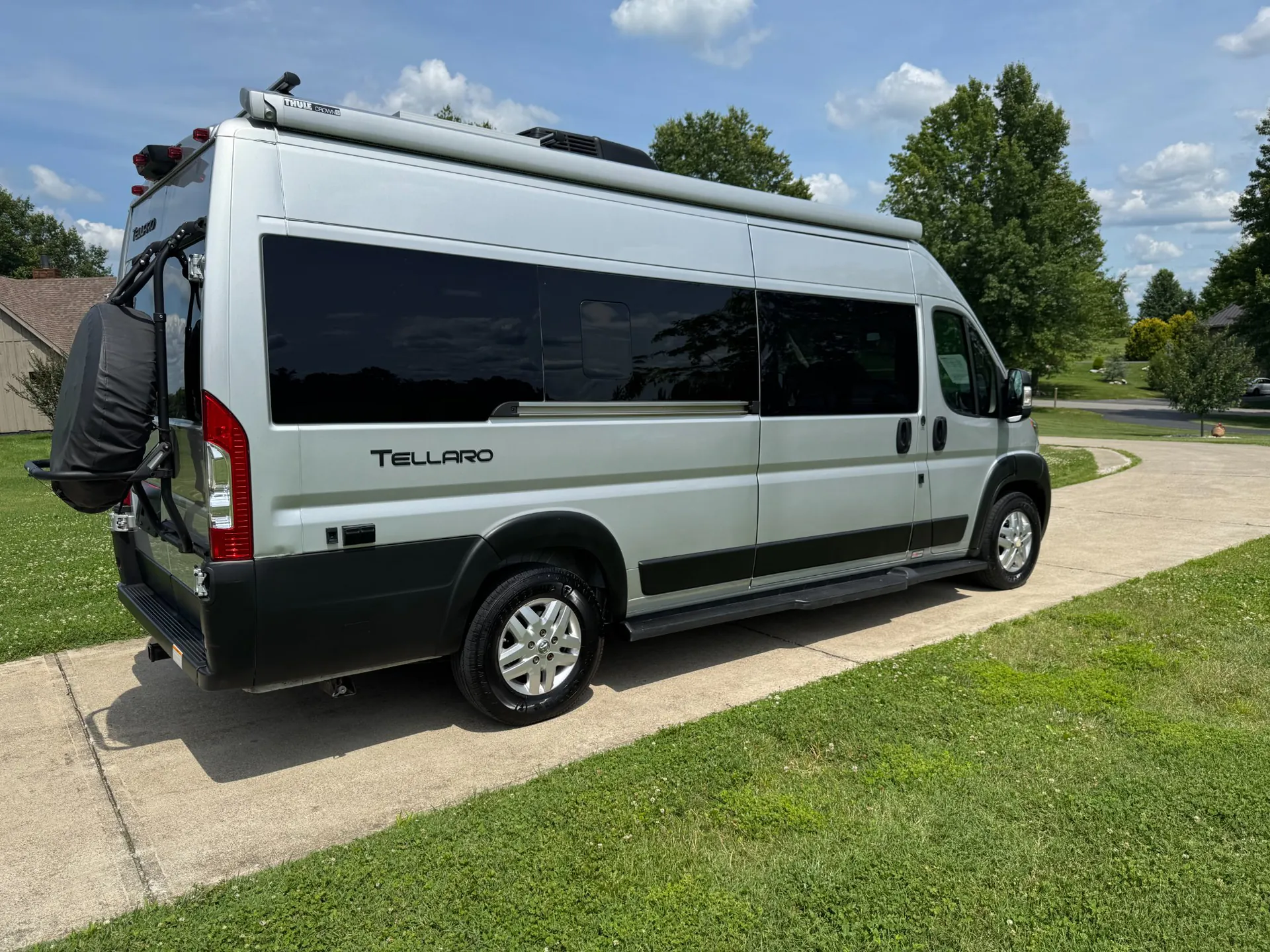 2023 Thor Motor Coach Tellaro 20L - Photo 4