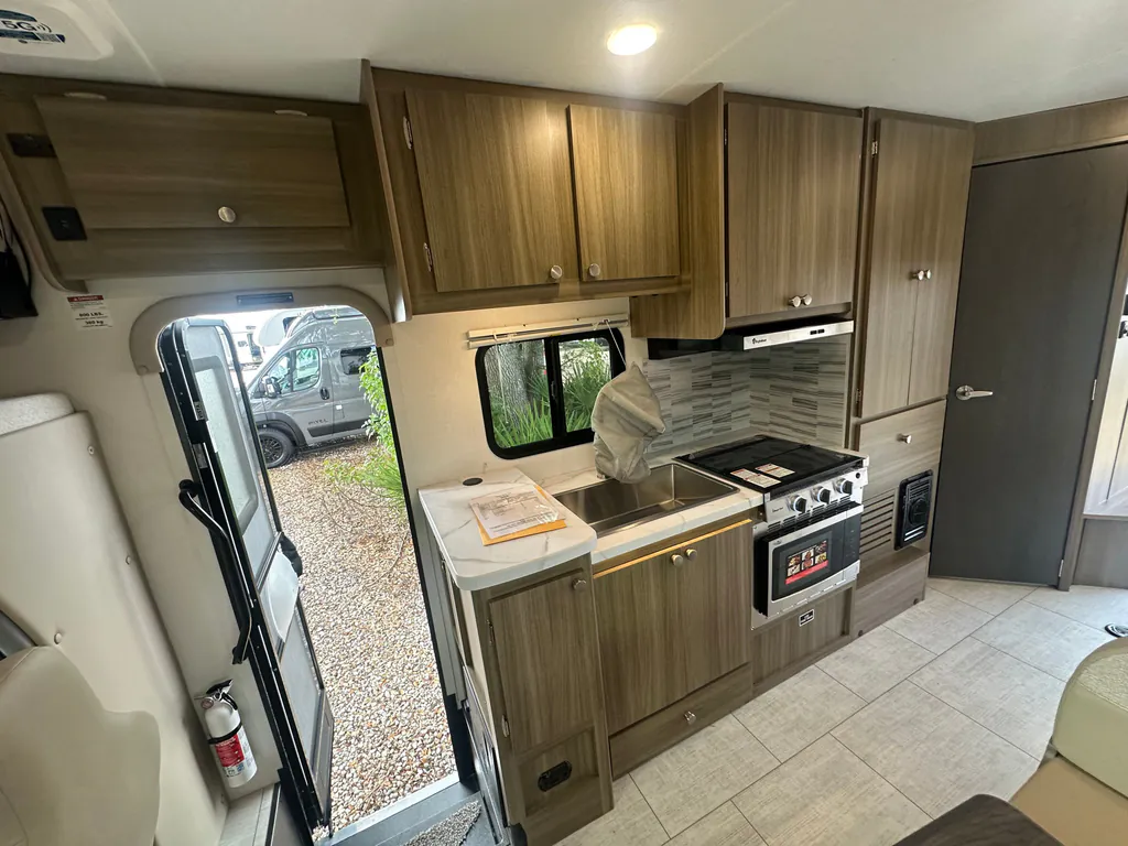 2026 Coachmen Freelander 22XG, Photos photo 37