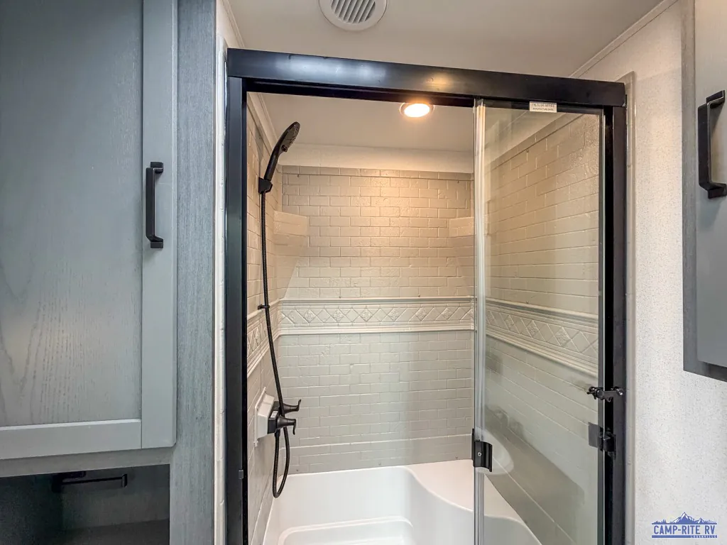 2027 Forest River Puma Vista 39FKL, Photos photo 15