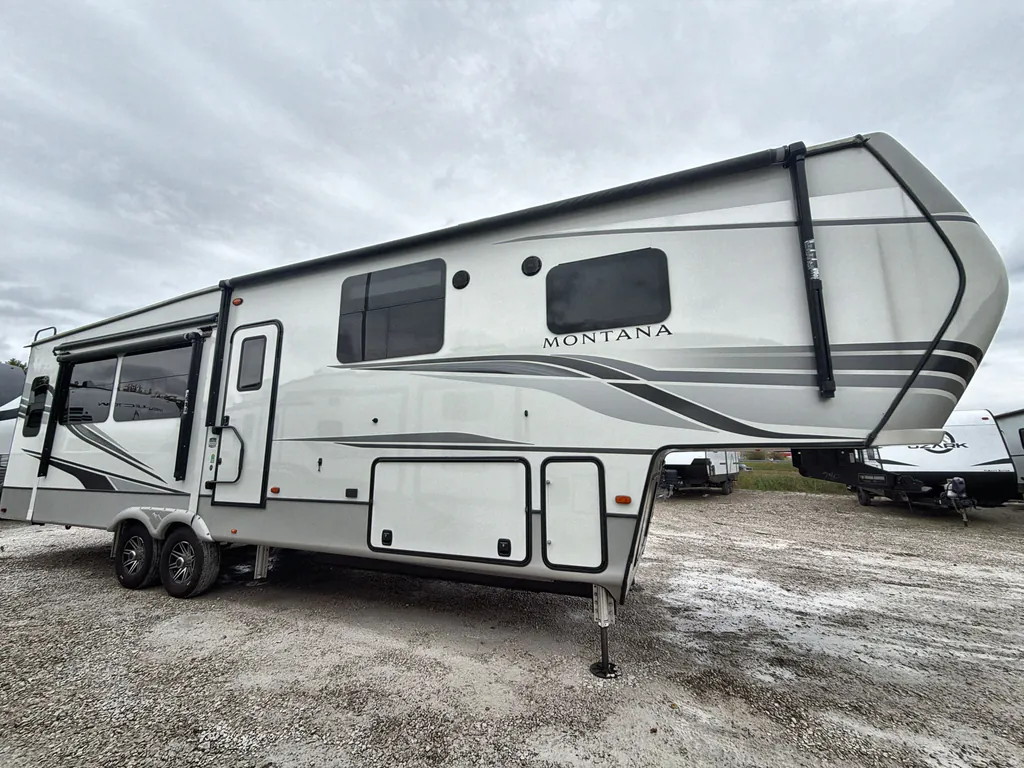 2022 Keystone Montana 3231CK, Photos photo 5