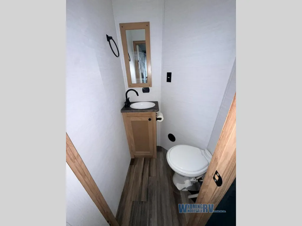 2023 Forest River XLR Nitro 35DK5, Photos photo 12