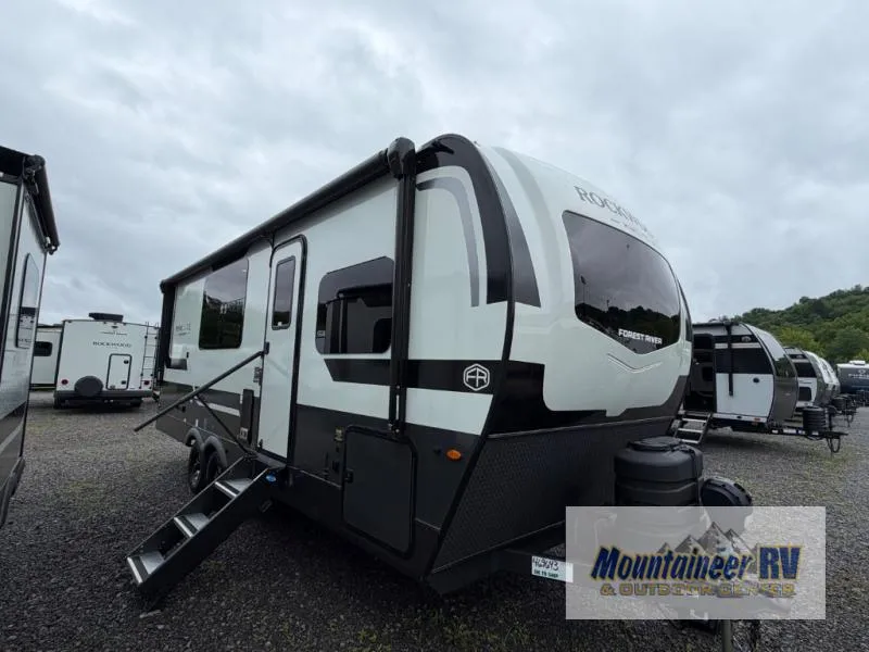 2026 Forest River Rockwood Mini Lite 2522FB - Photo 3