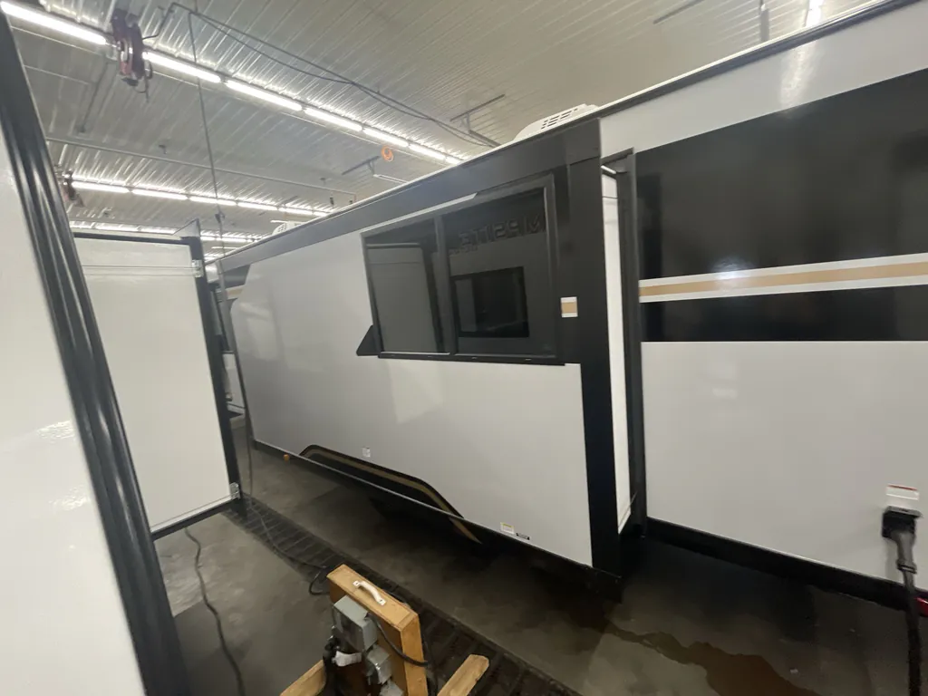 2026 Forest River Vibe Extreme Lite 2500CK, Photos photo 6