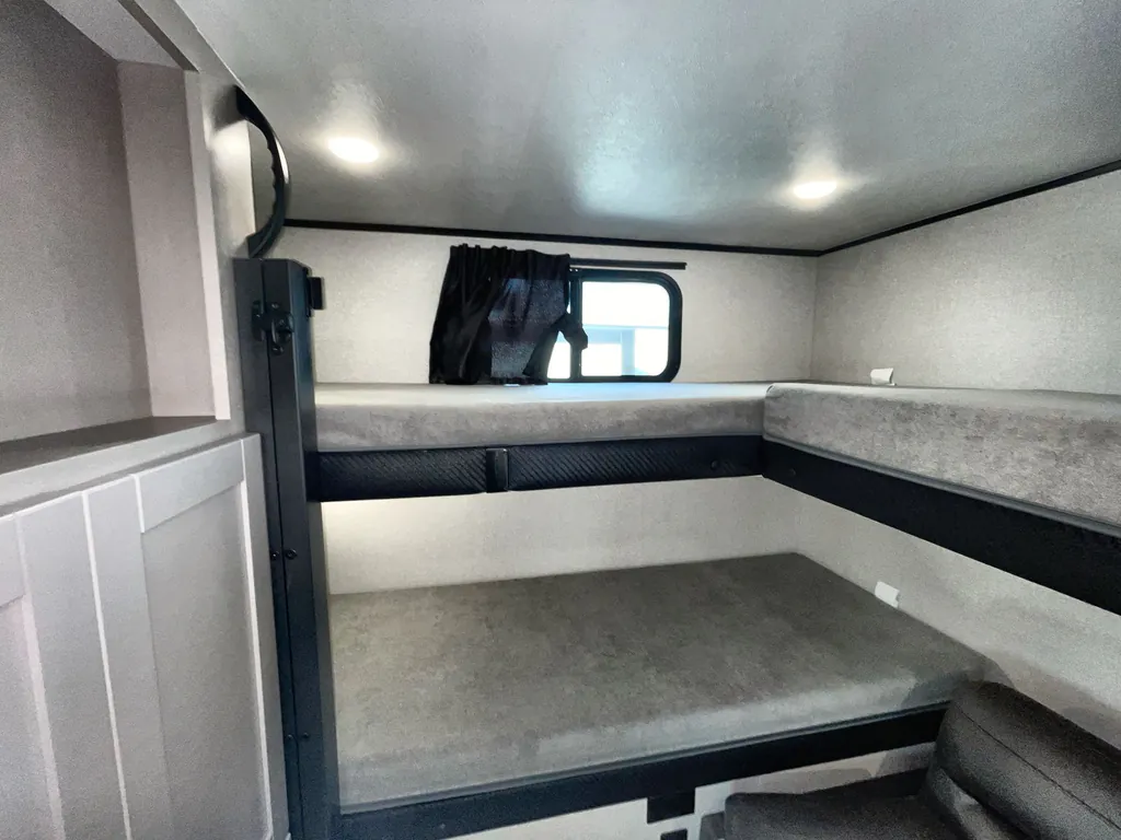 2026 Jayco Jay Feather 29QBH, Photos photo 17