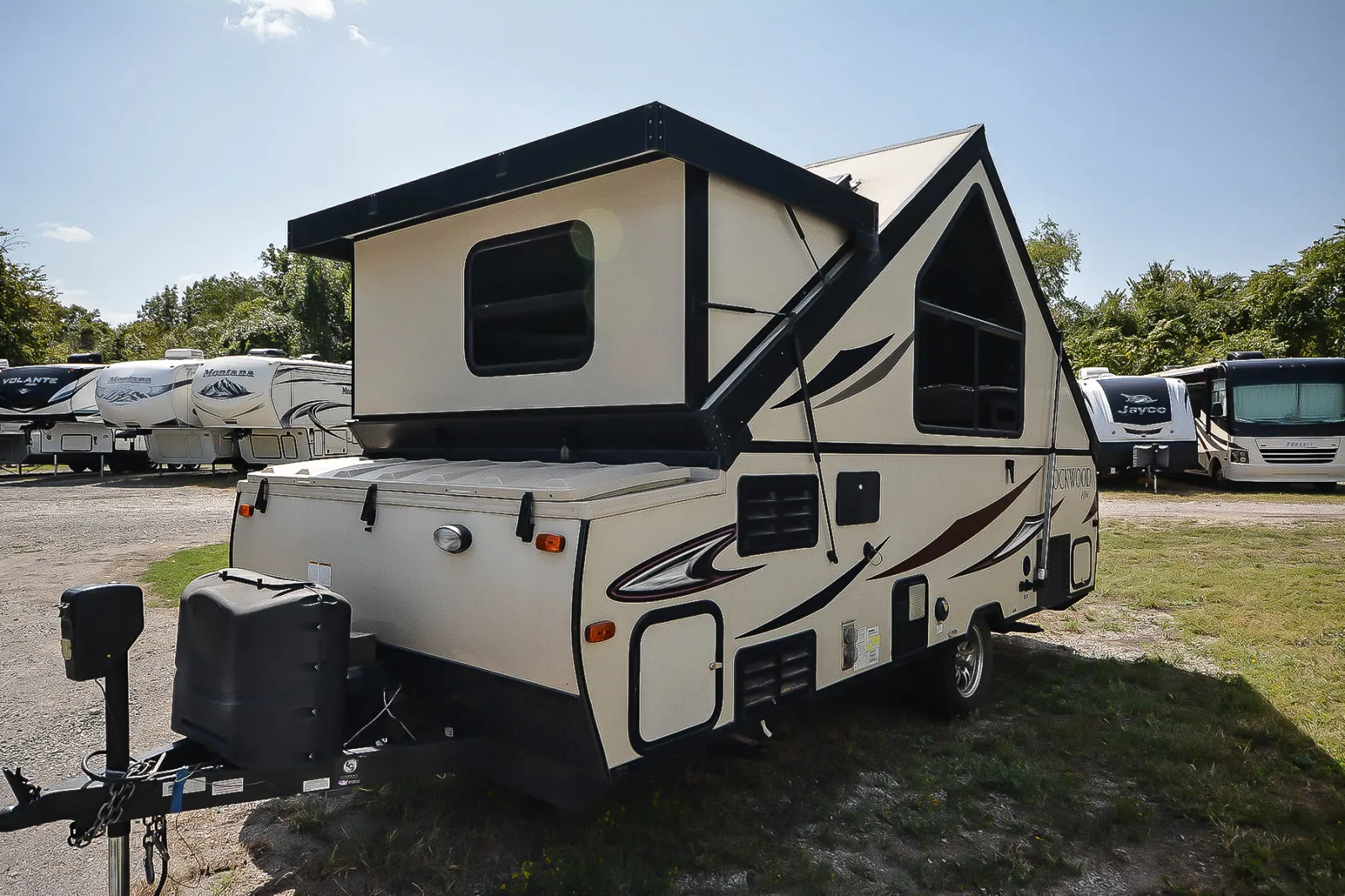 2016 Forest River Rockwood Hard Side A214HW - Photo 3