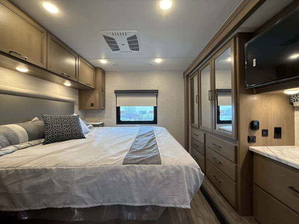 2026 Thor Motor Coach Freedom Traveler A29, Photos photo 17