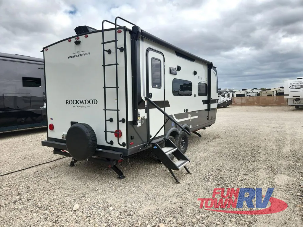 2026 Forest River Rockwood Mini Lite 2109S, Photos photo 8