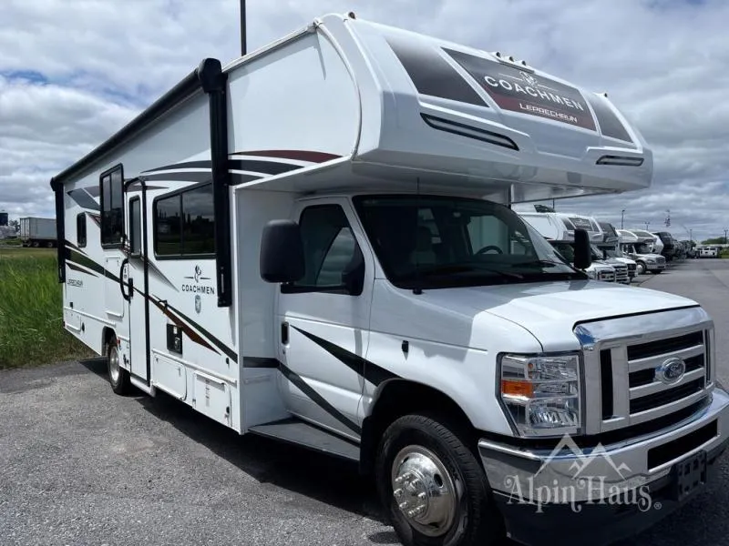 2025 Coachmen Leprechaun 298KB - Photo 2