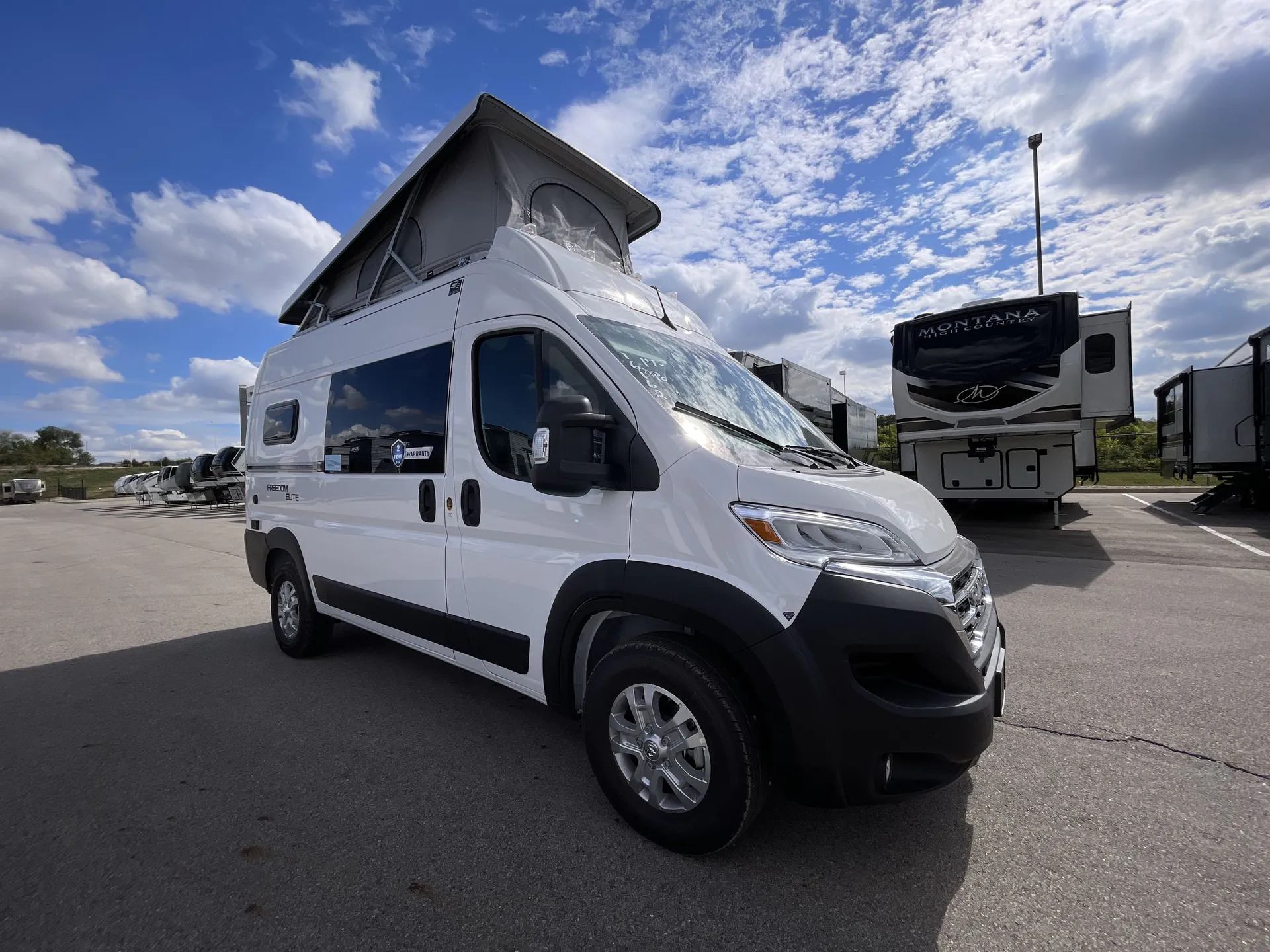 2026 Thor Motor Coach Freedom Elite Van 17D - Photo 2