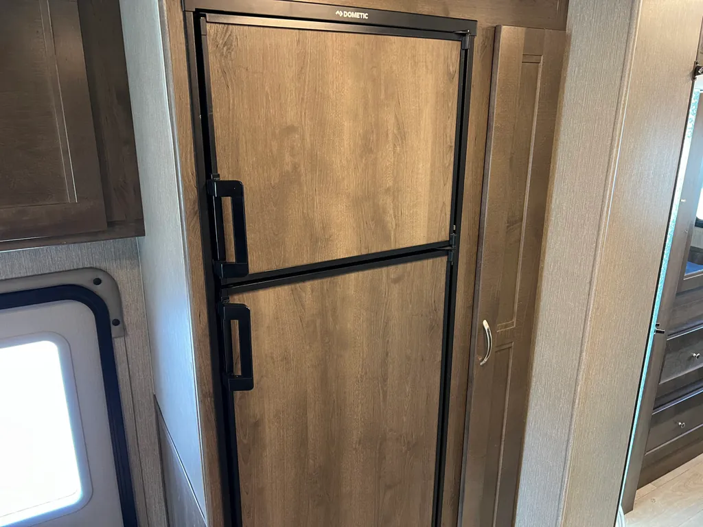 2023 Nexus Wraith 33W, Photos photo 17