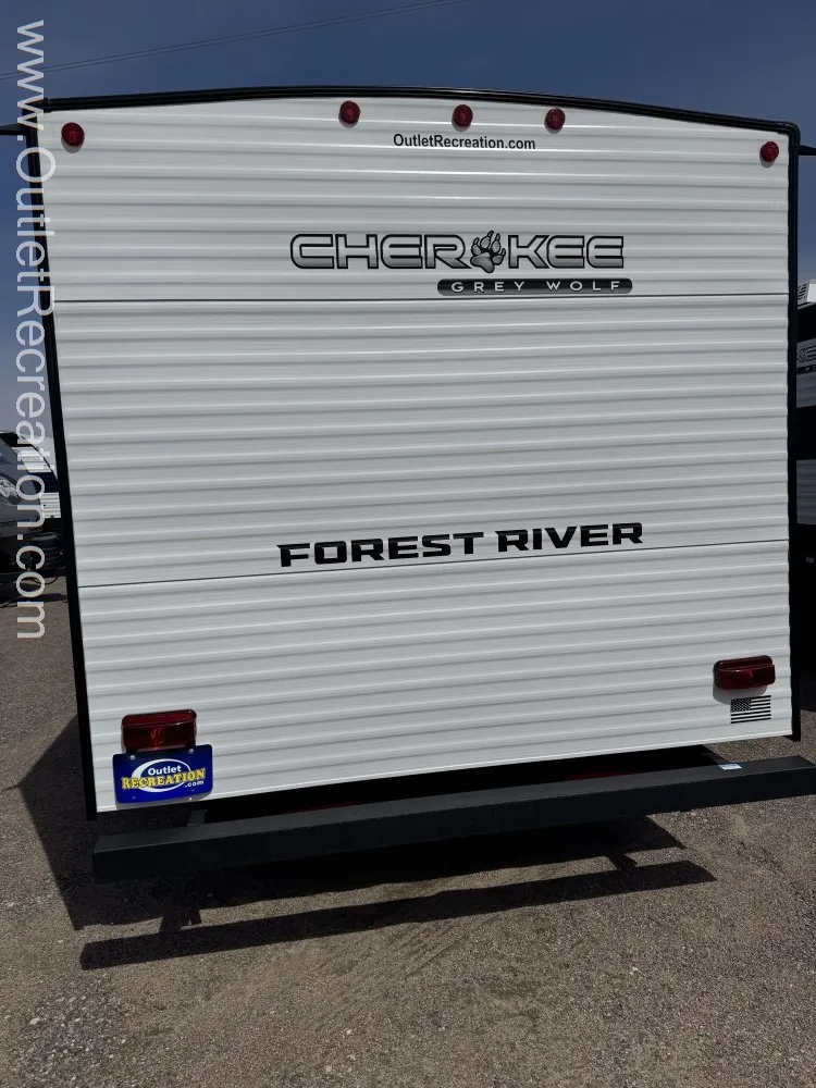 2026 Forest River Cherokee Grey Wolf 26LP — Photo 6