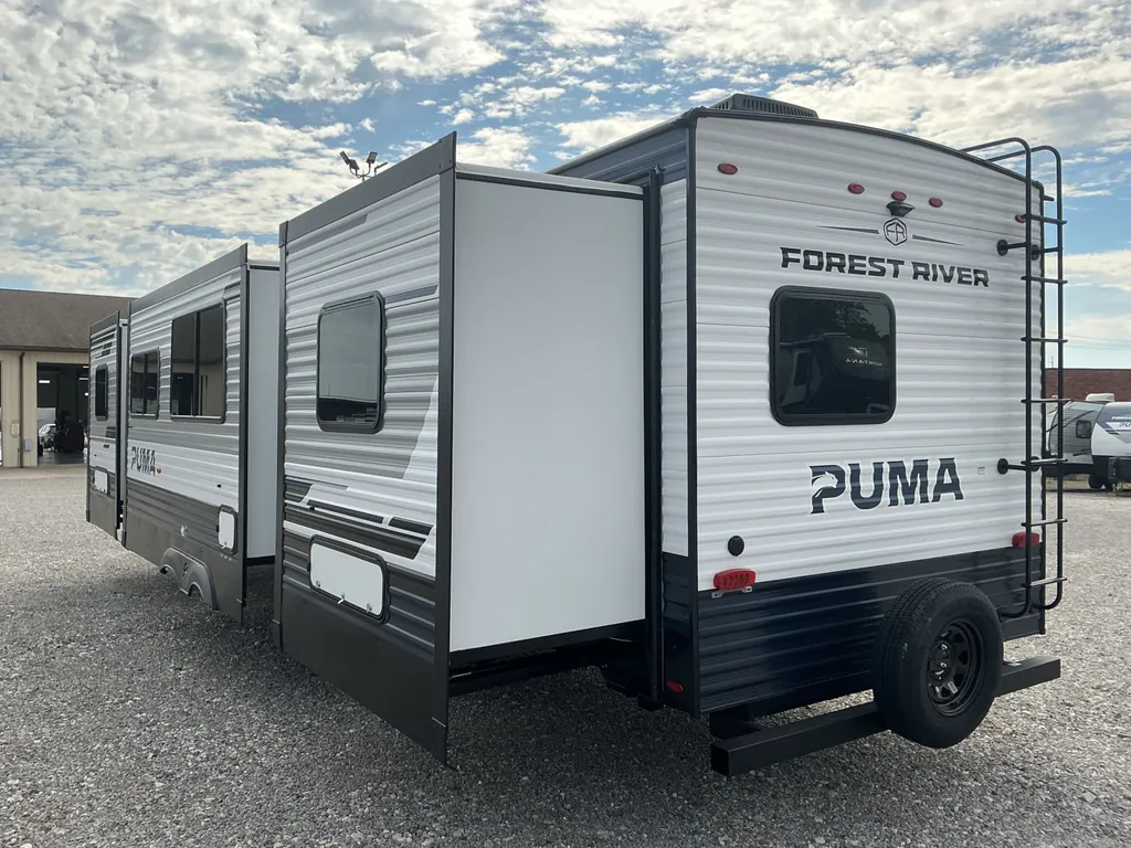 2027 Forest River Puma 32RBFQ, Photos photo 3