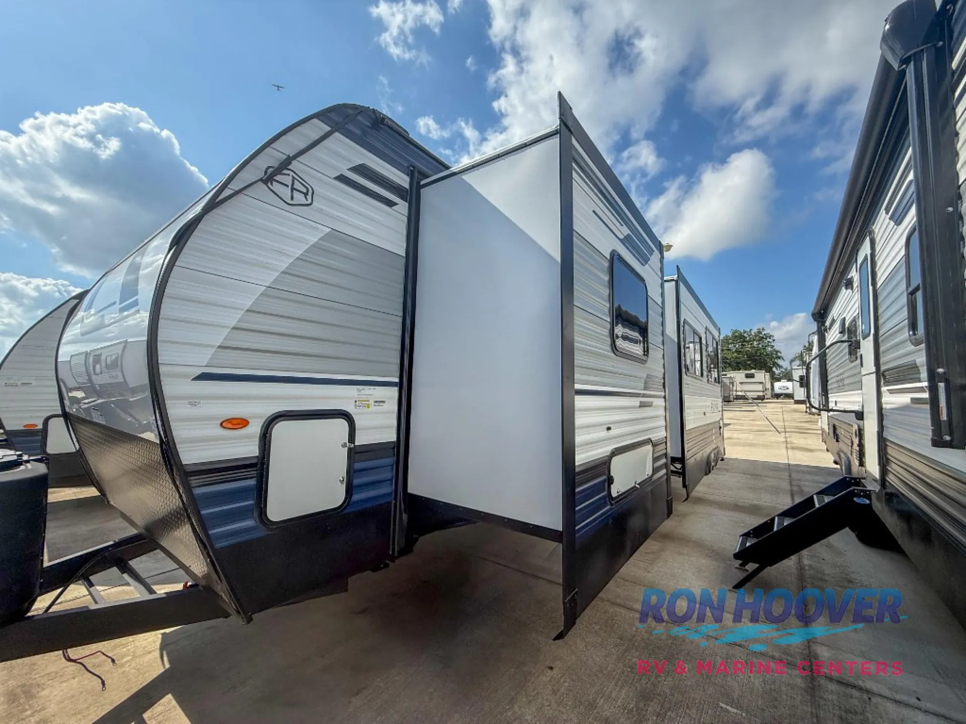 2024 Palomino Puma 29BHSQ - Photo 4