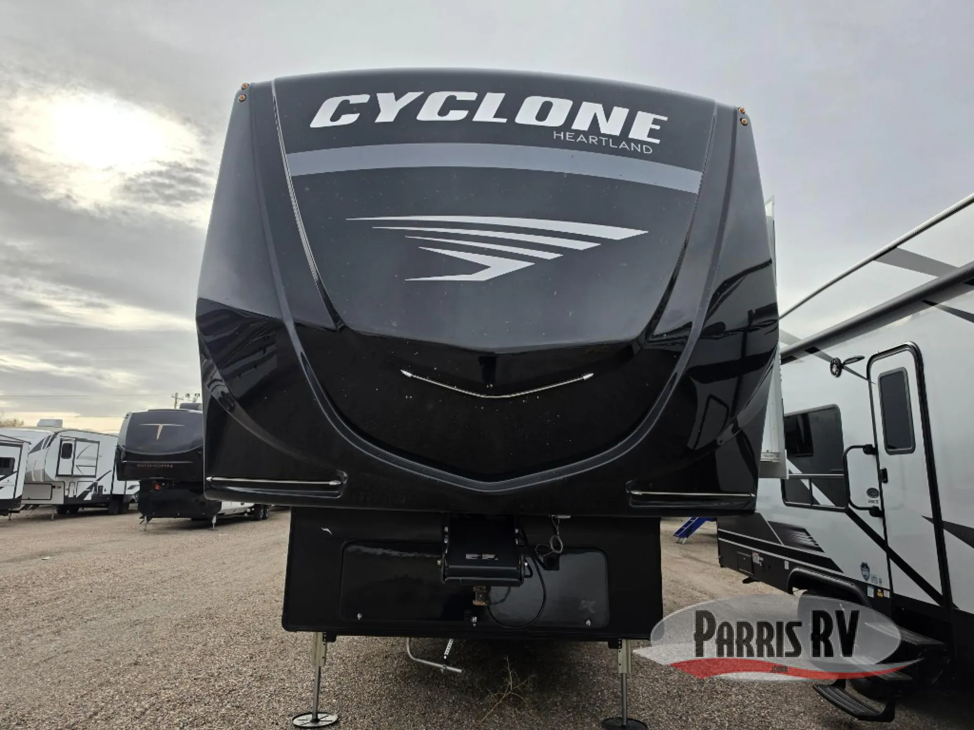 2026 Heartland Cyclone 3511 - Photo 3