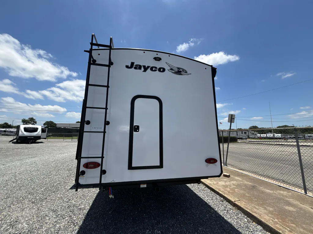 2027 Jayco Jay Feather 29BHB, Photos photo 7