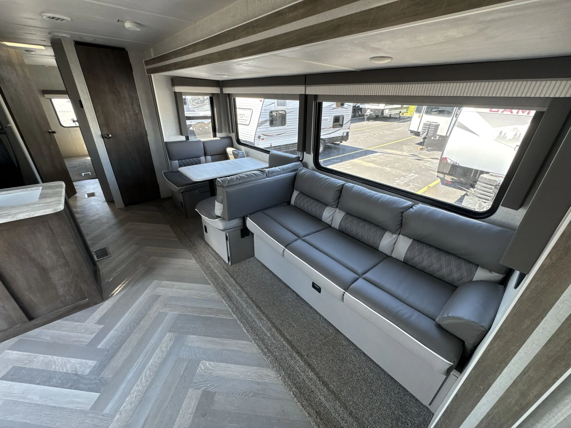 2021 Forest River Wildwood 36VBDS — living area main