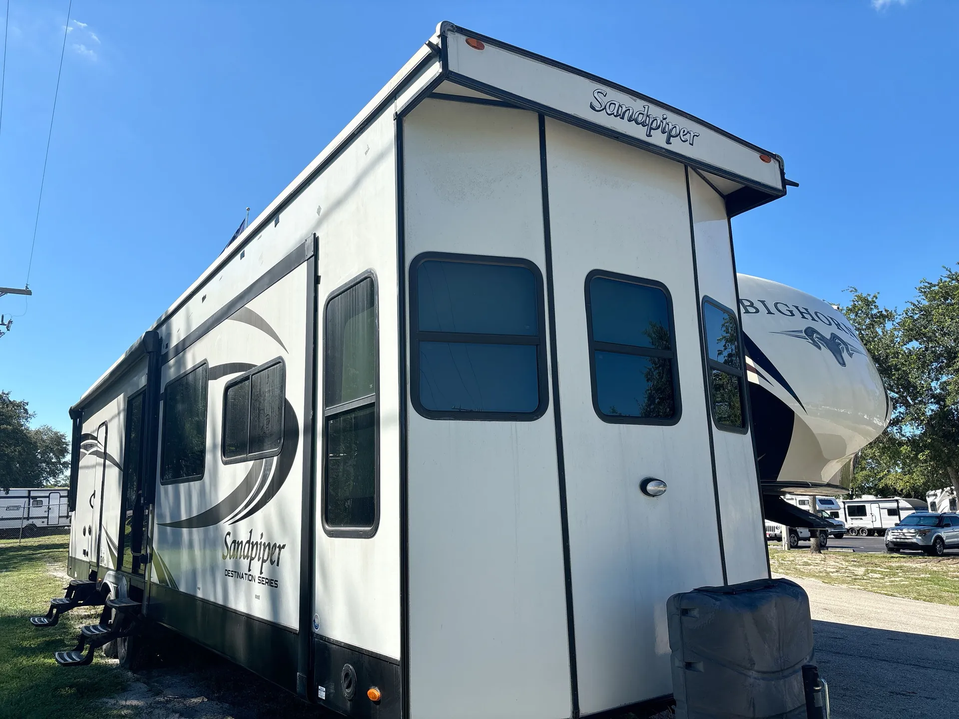 2022 Forest River Sandpiper Destination 401FLX
