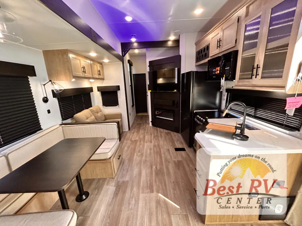 2027 Forest River Cherokee Timberwolf 39DC, Photos photo 19