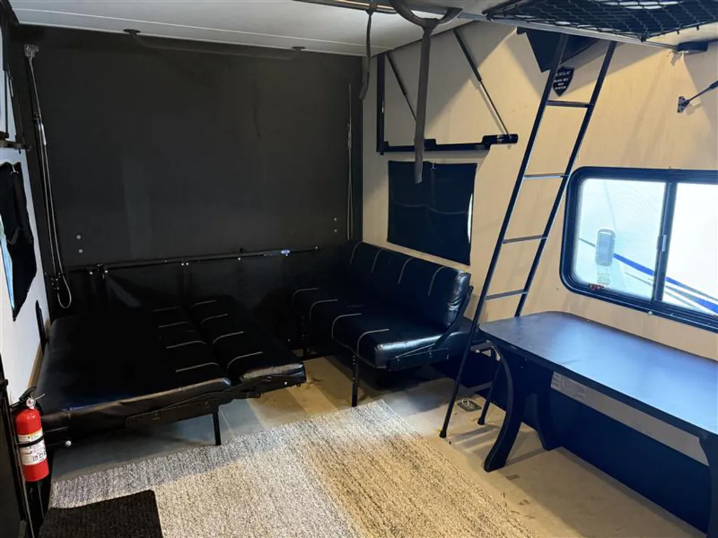 2021 Forest River Rogue Armored 351G2, Photos photo 25