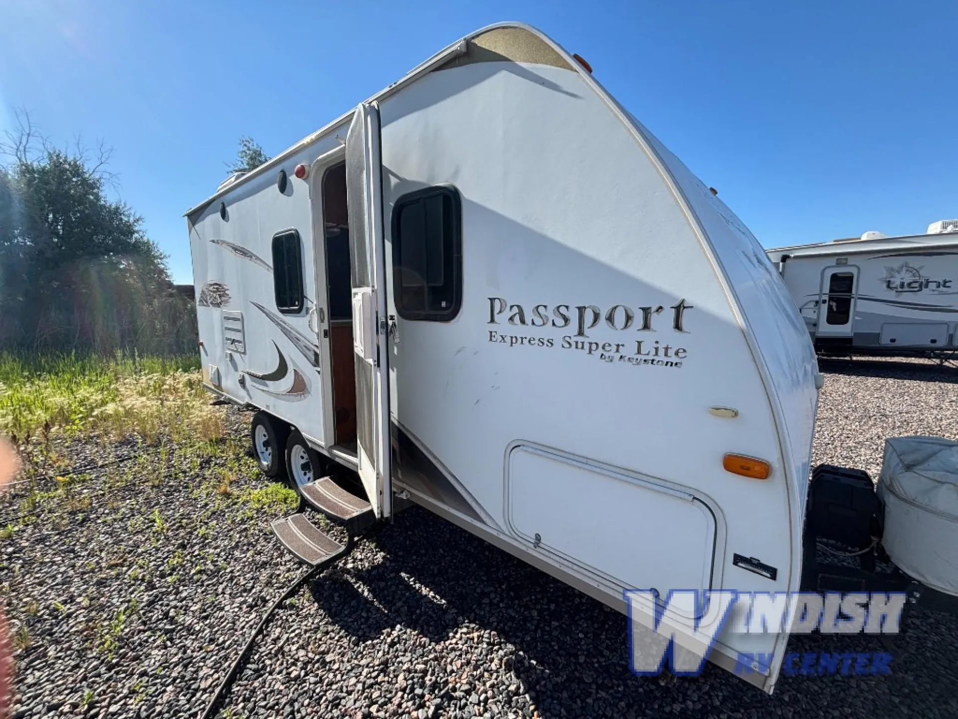2012 Keystone Passport Express 199ML - Photo 2