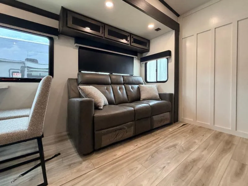 2026 Venture RV SportTrek Touring Edition 354VBH - Photo 4