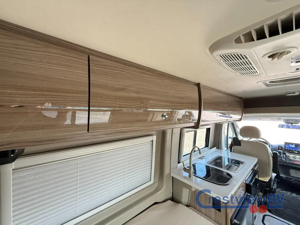 2020 Winnebago Travato 59KL, Photos photo 11