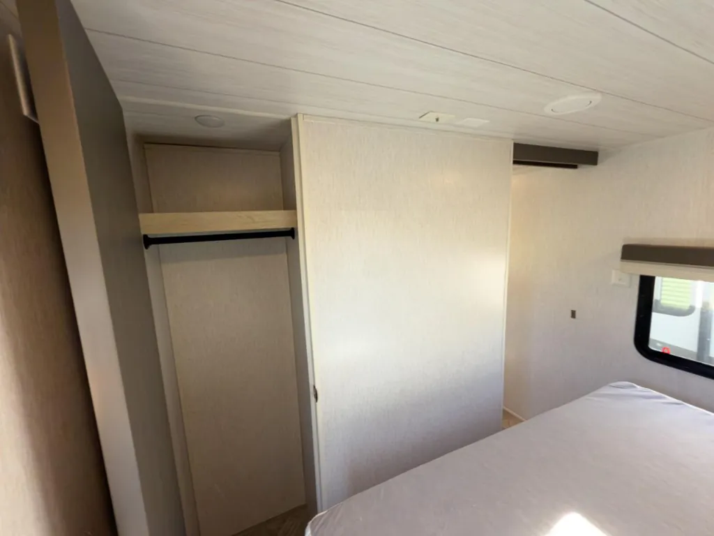 2023 Forest River Wildwood 26RBS, Photos photo 3