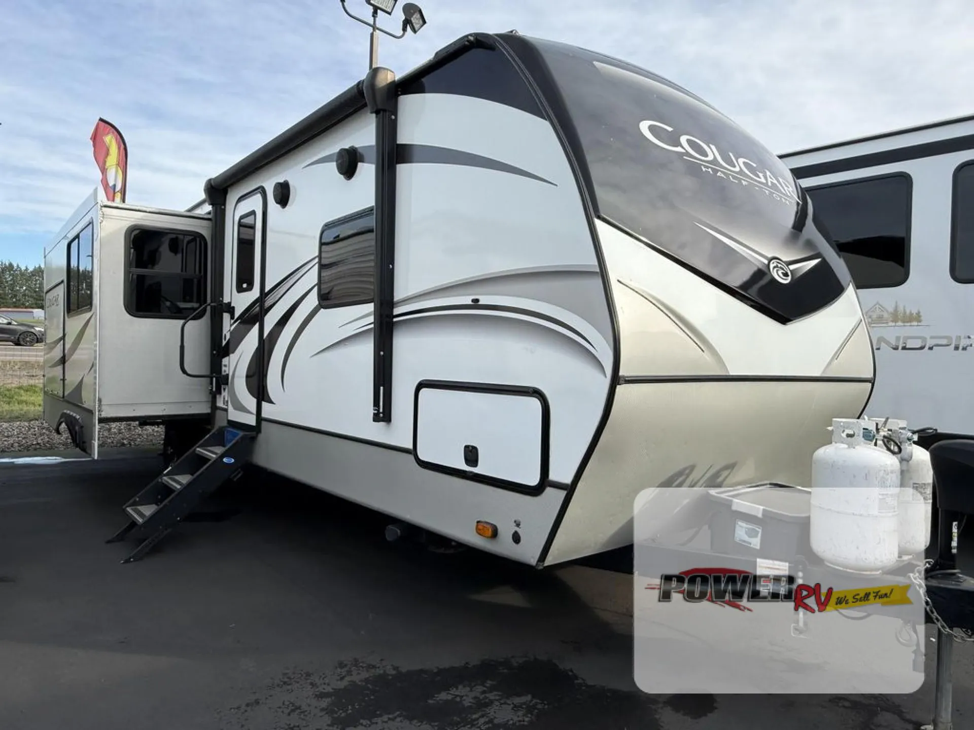 2020 Keystone RV Cougar Half-Ton 29RLKWE - Photo 2