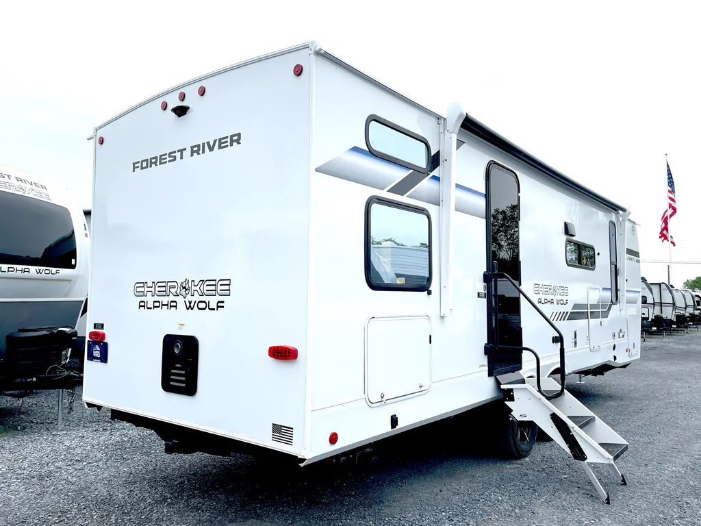 2026 Forest River Alpha Wolf 24TRUNK, Photos photo 5