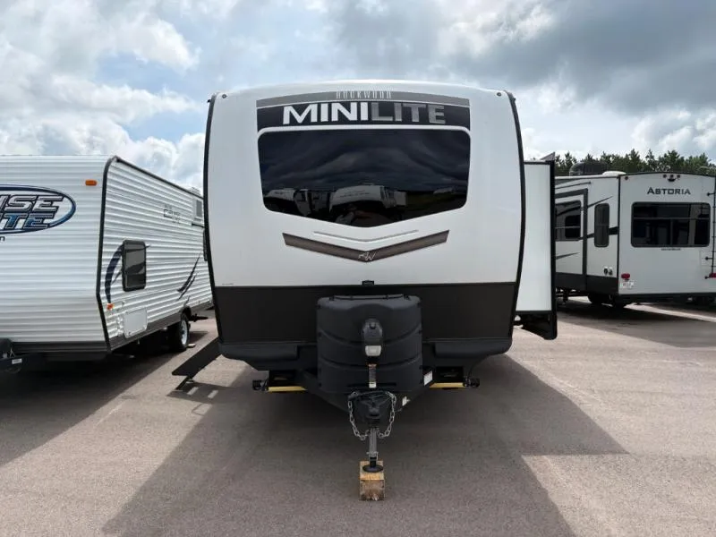 2023 Forest River Rockwood Mini Lite 2104S - Photo 3