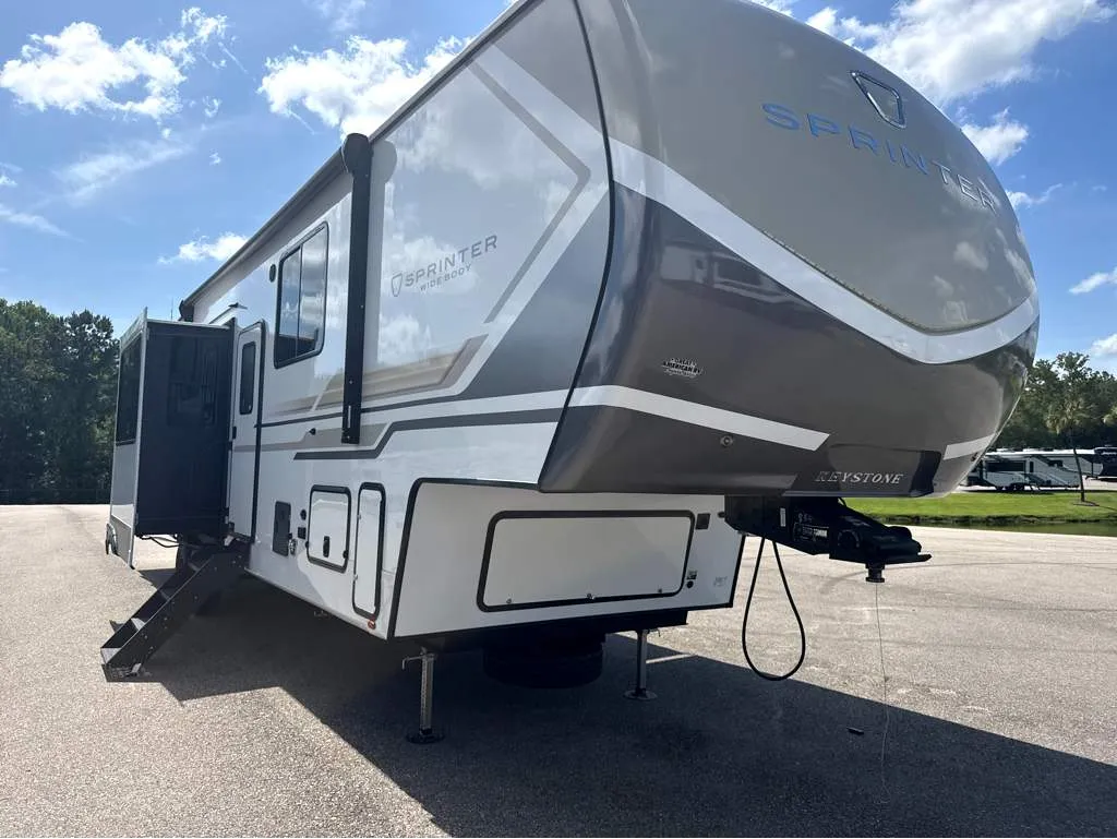 2026 Keystone Sprinter 3800FLB - Photo 2