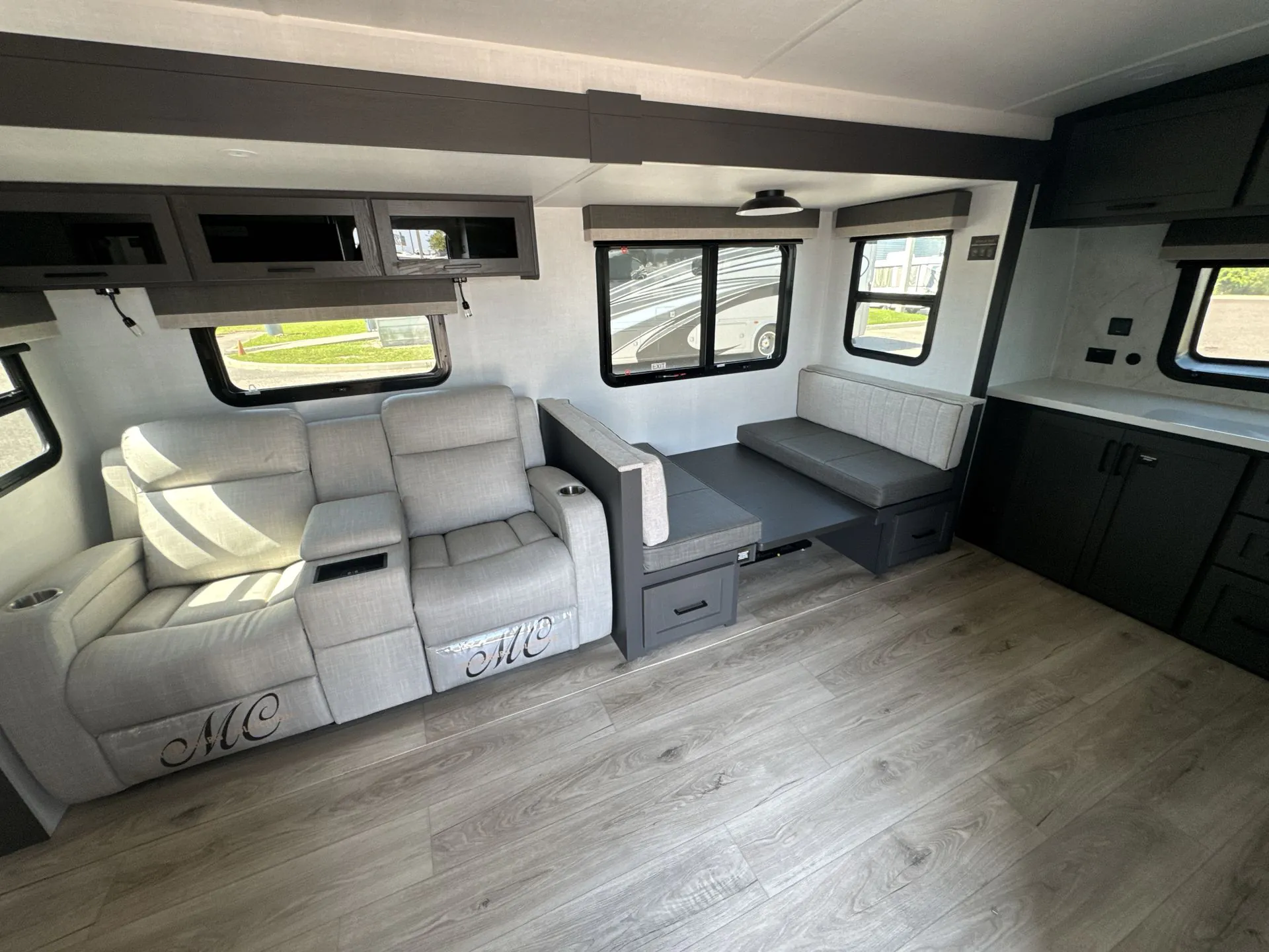 2027 Forest River Rockwood Ultra Lite 2608BS — Photo 5