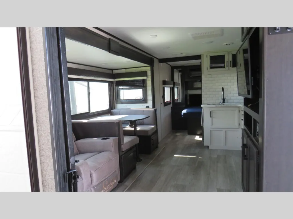 2022 Jayco Jay Feather 25RB, Photos photo 6