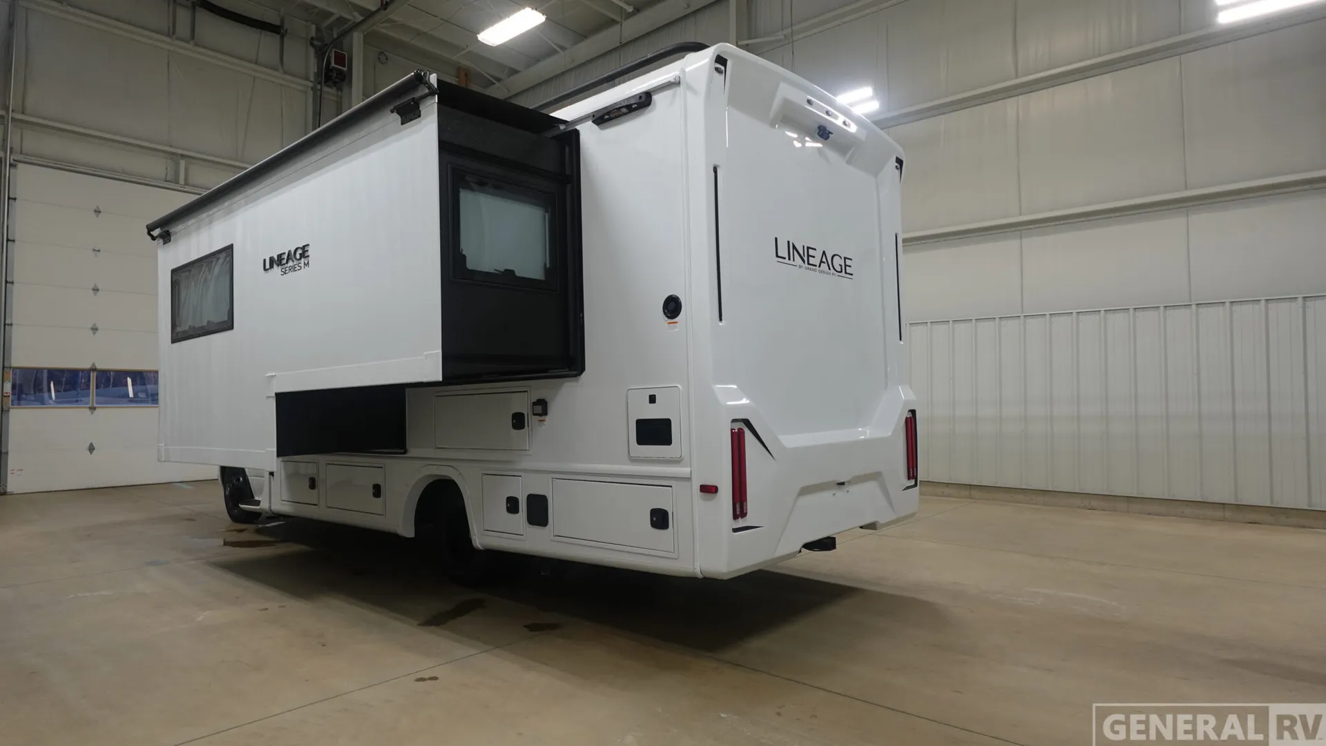 2026 Grand Design Lineage Series M 25FW - Photo 4