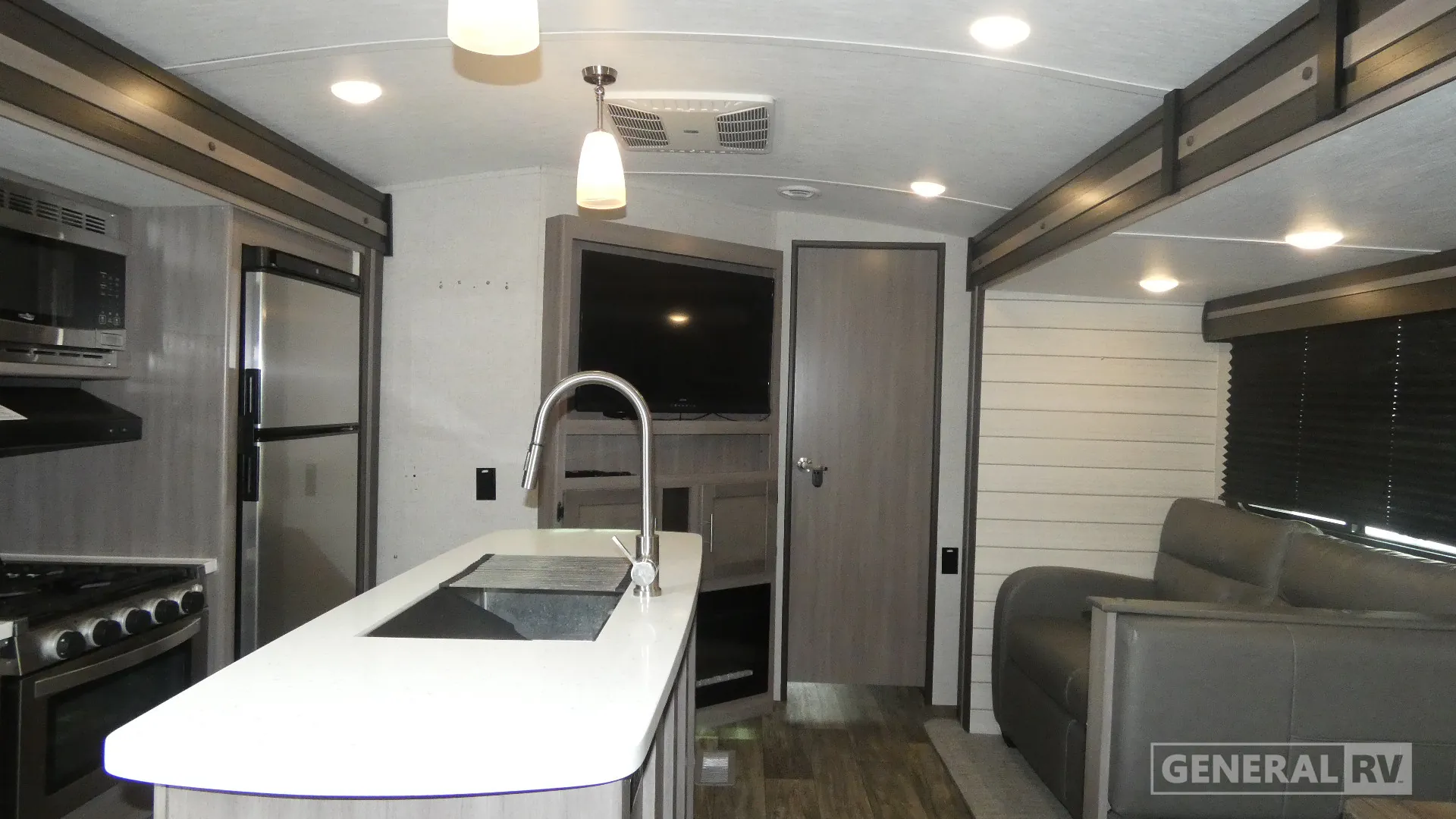 2022 CrossRoads Sunset Trail Super Lite SS331BH - Photo 3
