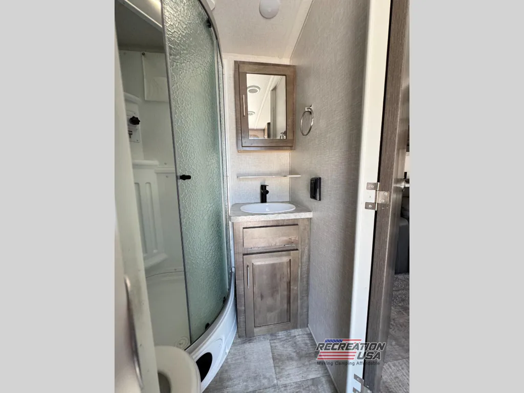 2022 Forest River Flagstaff Micro Lite 25FBS, Photos photo 15