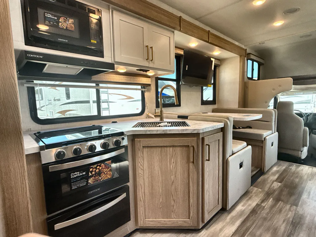 2027 Thor Motor Coach Freedom Elite 31FE, Photos photo 8