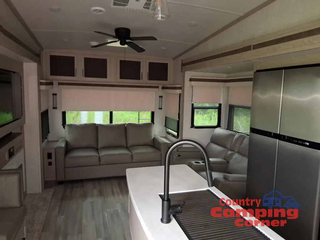 2022 Forest River Rockwood Signature Ultra Lite 8288SB, Photos photo 20