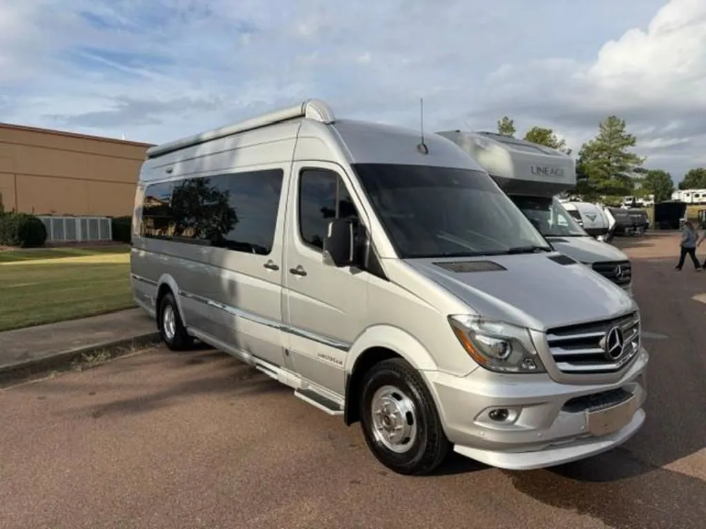 2018 Airstream Interstate 24GL - Photo 2