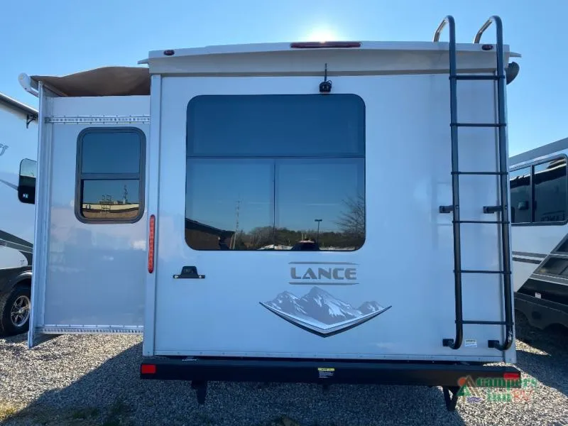 2021 Lance Lance 2465 - Photo 4