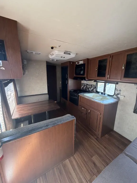 2016 Forest River Salem 261BHXL — Photo 5
