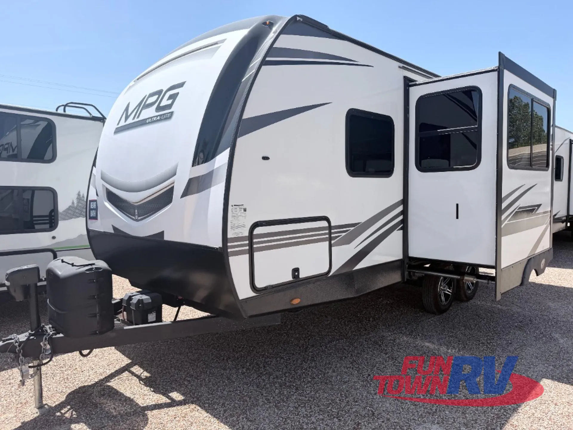 2023 Cruiser RV MPG 1900RB - Photo 2