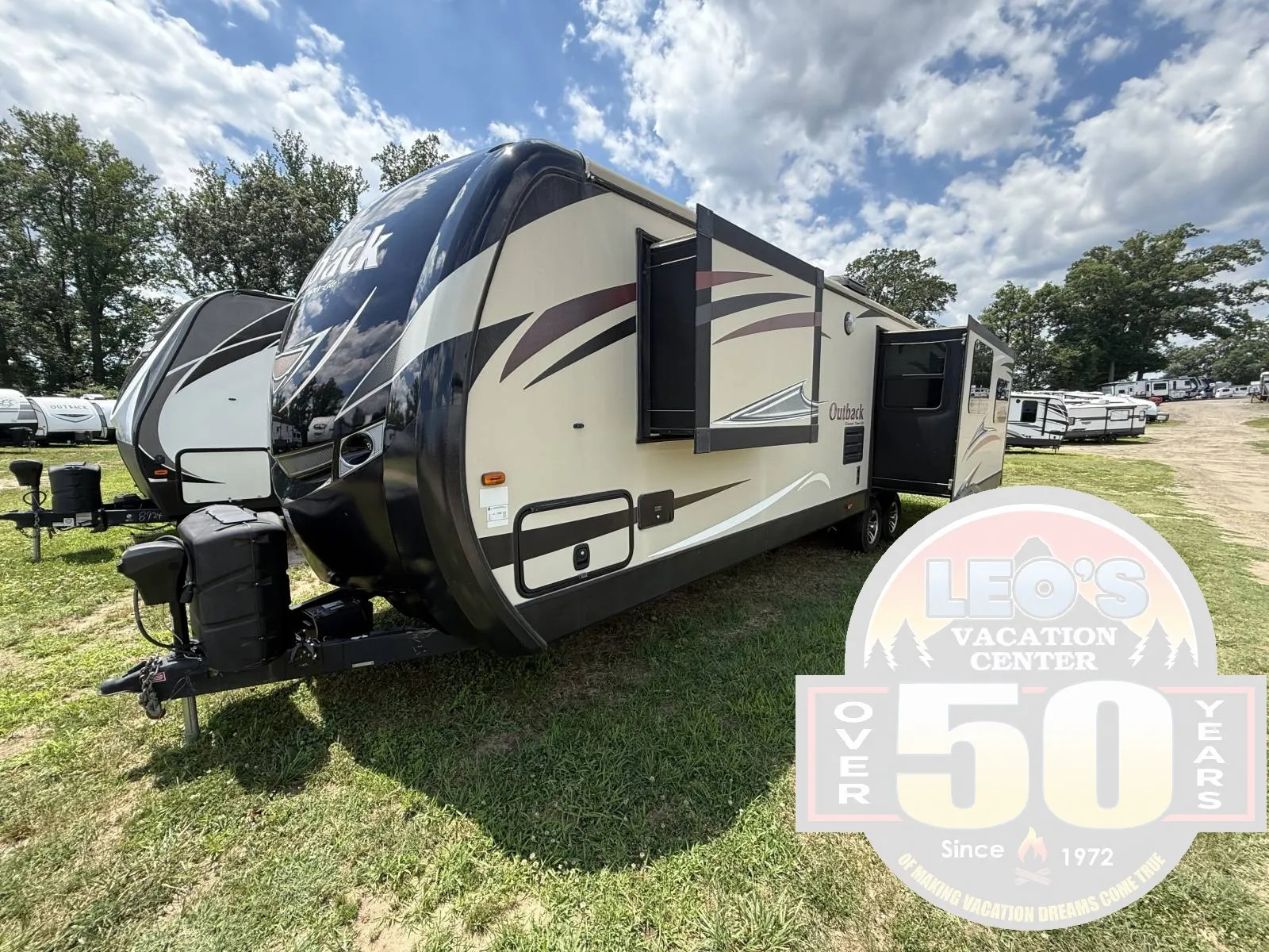2016 Keystone RV Outback 298RE - Photo 4