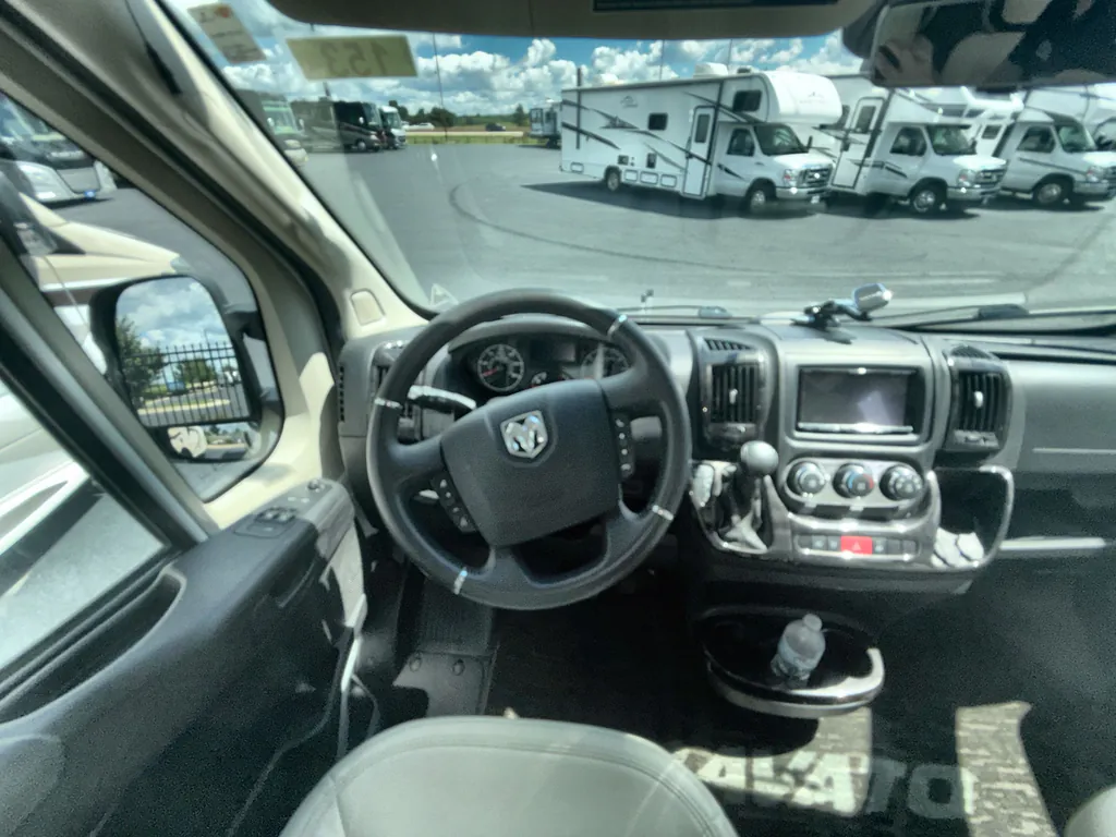 2022 Winnebago Travato 59G, Photos photo 14