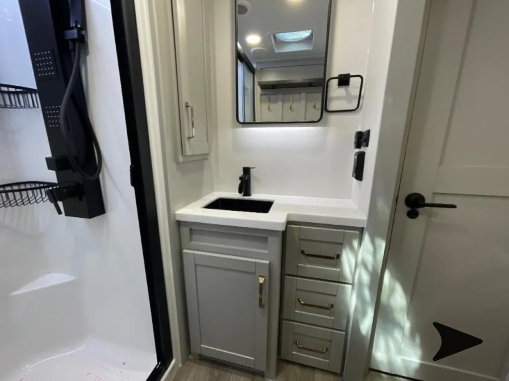2026 Brinkley Model Z 2810, Photos photo 19