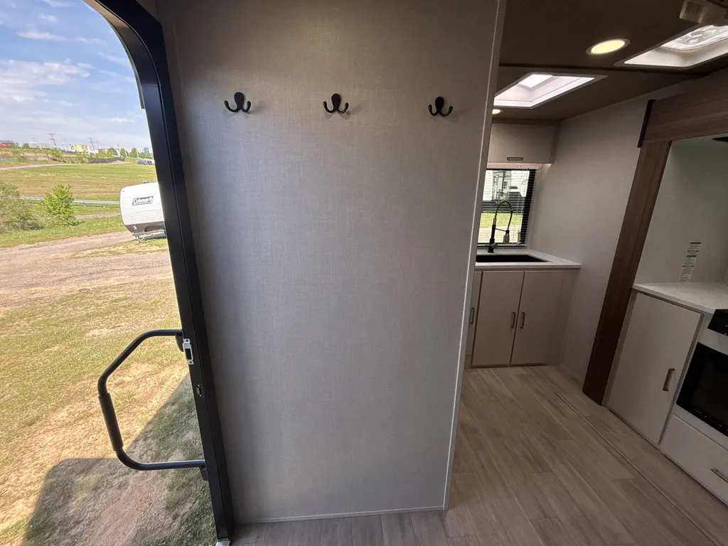 2026 Forest River Vibe Extreme Lite 2500CK, Photos photo 10
