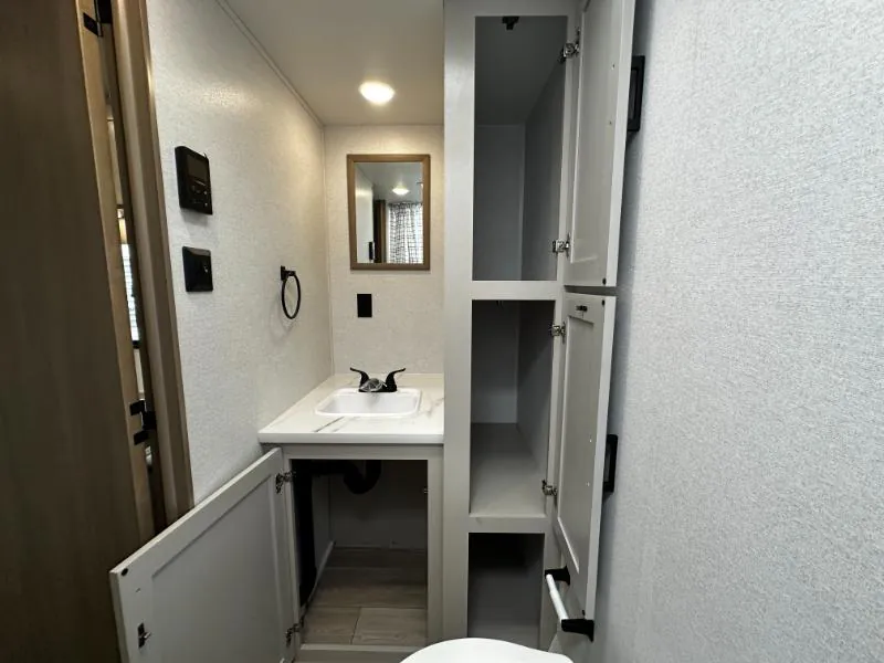 2027 Jayco Jay Flight 175FQ, Photos photo 17